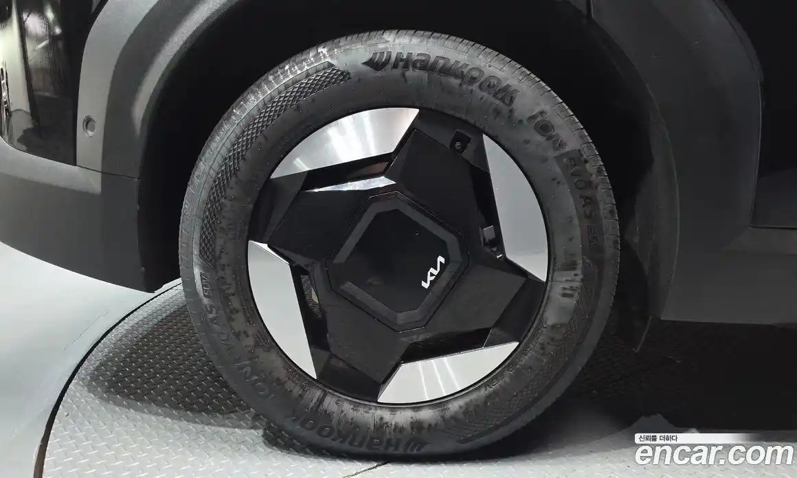 Kia EV9 2024 0.2 Автомат в Москве № 929115, фото 5