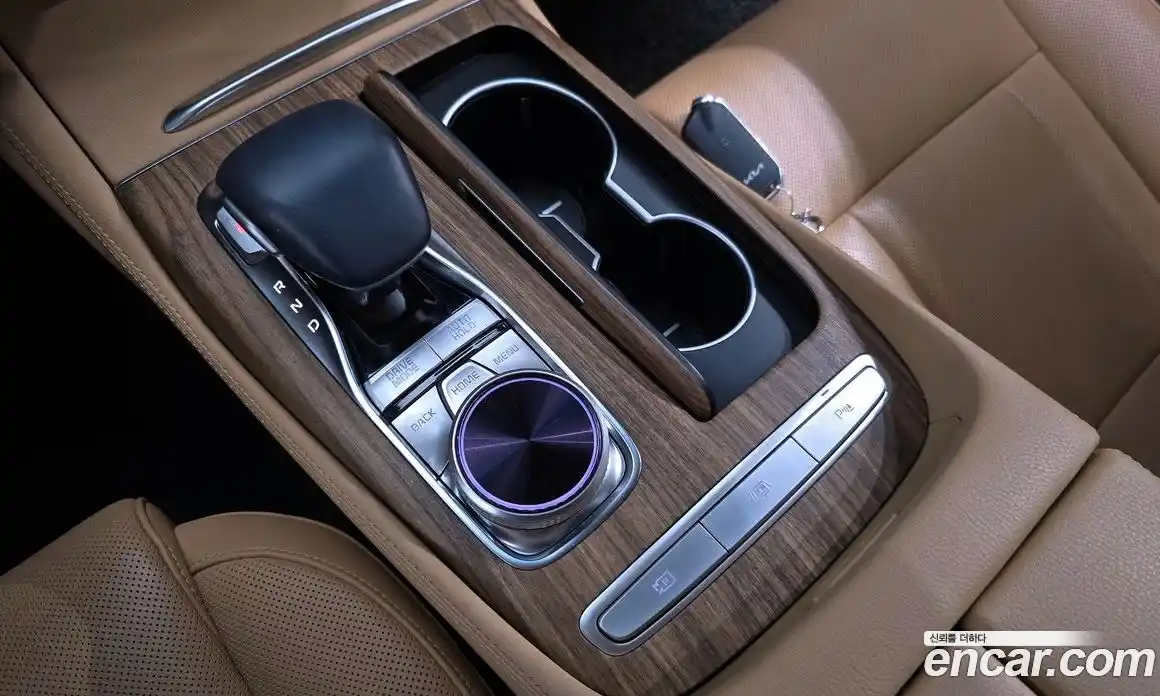 Kia K9 2022 3.8 Автомат в Москве № 929489, фото 9