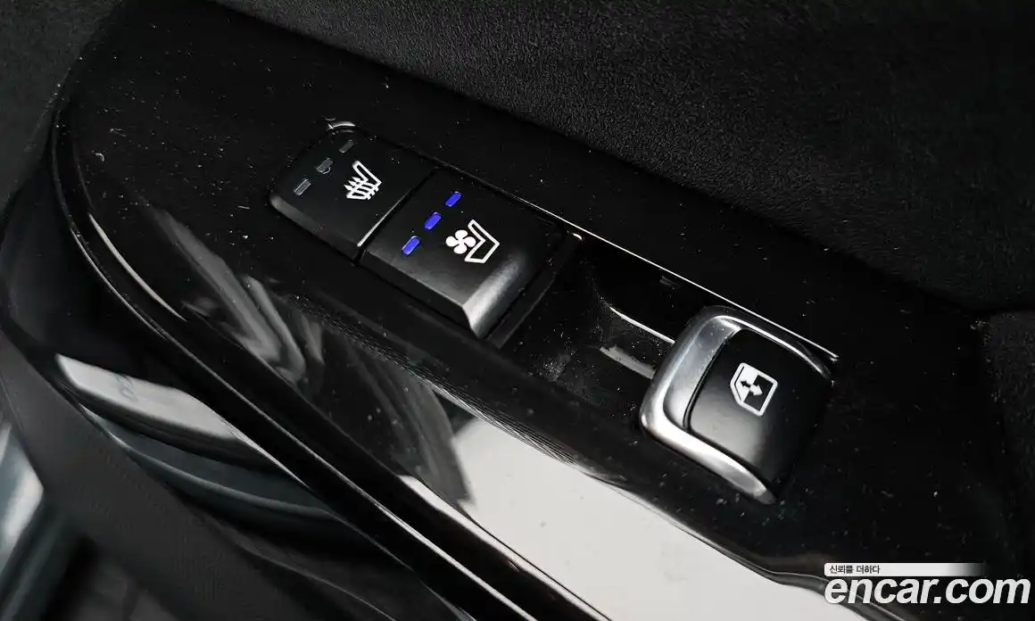 Kia Mohave 2024 3.0 Автомат в Москве № 929765, фото 18