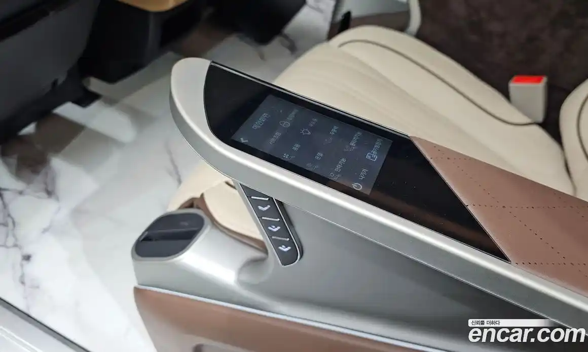 Kia Canival 2022 3.5 Автомат в Москве № 929803, фото 16