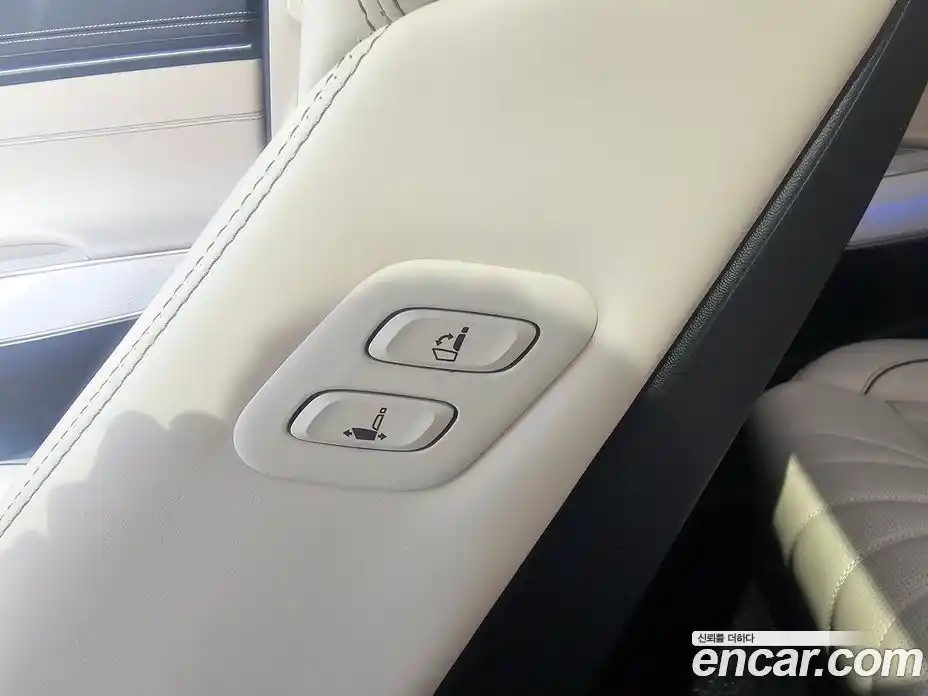 Genesis GV70 2024 2.5 Автомат в Москве № 930659, фото 15