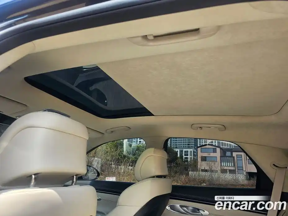 Genesis GV70 2024 2.5 Автомат в Москве № 930659, фото 17