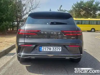 Genesis GV70 2024 2.5 Автомат в Москве № 930659, миниатюра 4