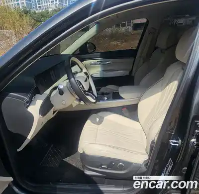 Genesis GV70 2024 2.5 Автомат в Москве № 930659, миниатюра 6