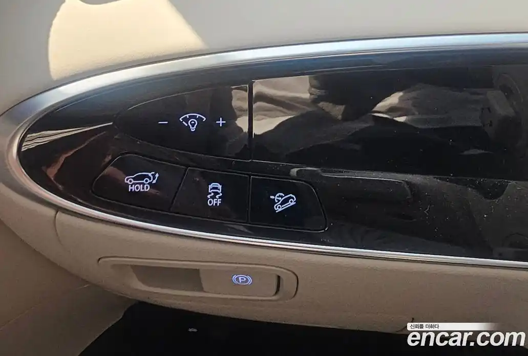 Genesis GV70 2024 2.5 Автомат в Москве № 930659, фото 7