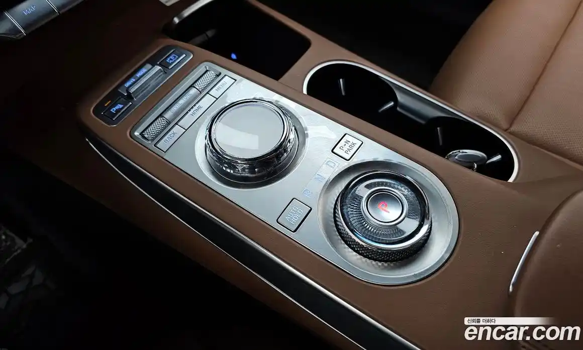 Genesis GV70 2021 2.5 Автомат в Москве № 930735, фото 9