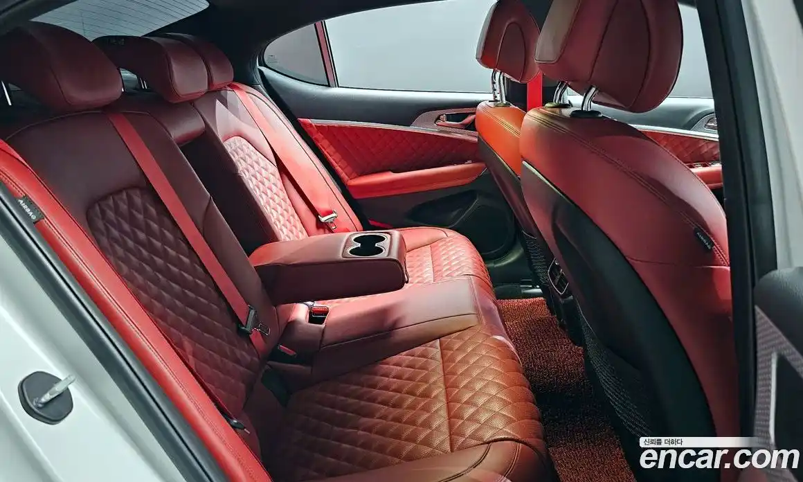 Genesis G70 2021 2.0 Классический в Москве № 930828, фото 12