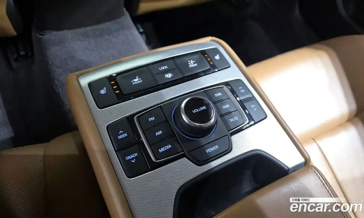 Genesis G80 2016 3.3 Автомат в Москве № 931316, фото 18