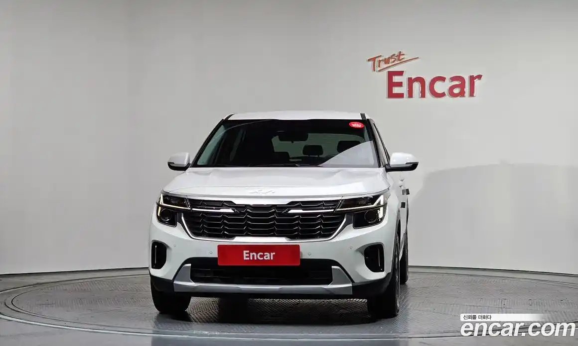 Kia Seltos 2024 2.0 гидро в Москве № 132616, фото 3