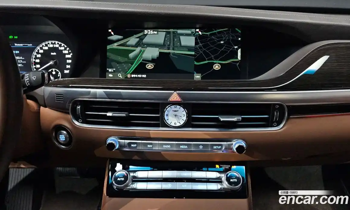 Genesis G90 2019 3.8 гидро в Москве № 56522, фото 12