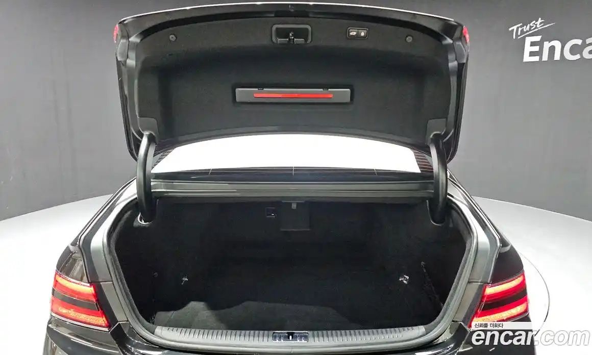 Genesis G90 2019 3.8 гидро в Москве № 56522, фото 20