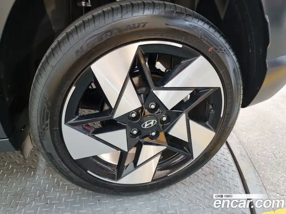 Hyundai Kona 2024 1.6 Автомат в Москве № 926158, фото 5