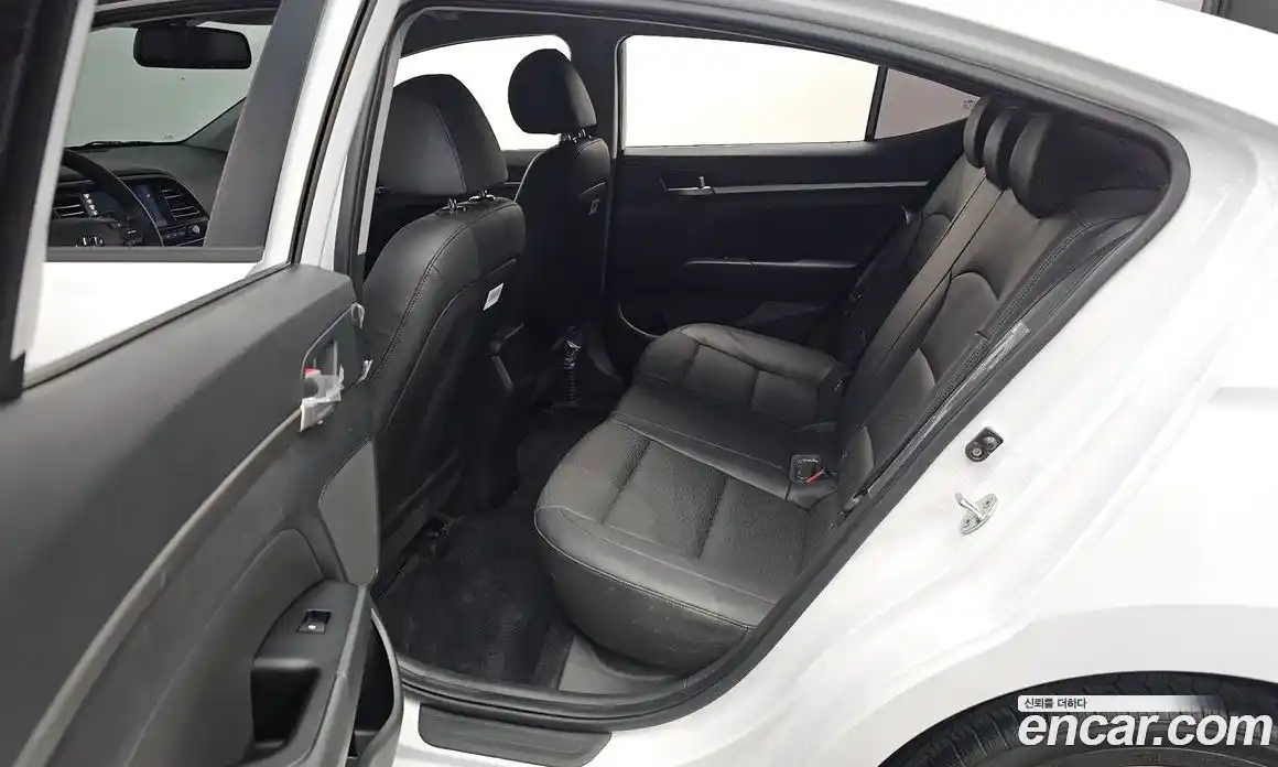 Hyundai Avante 2019 1.6 гидро в Москве, фото 11