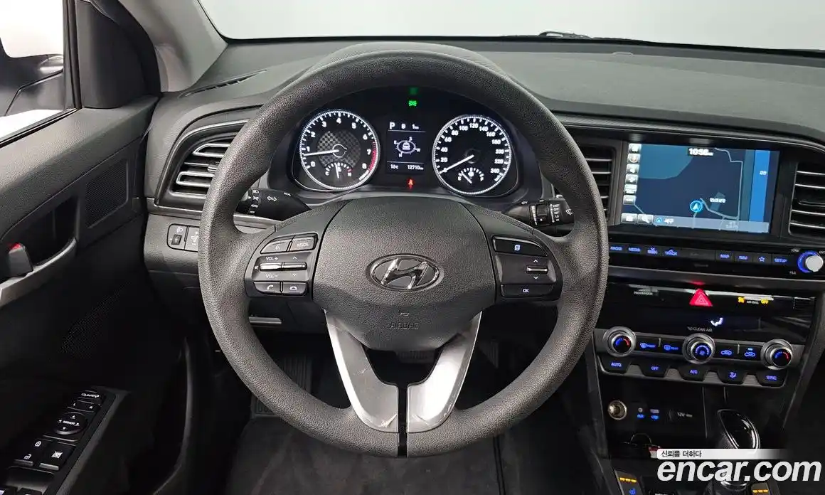 Hyundai Avante 2019 1.6 гидро в Москве, фото 16