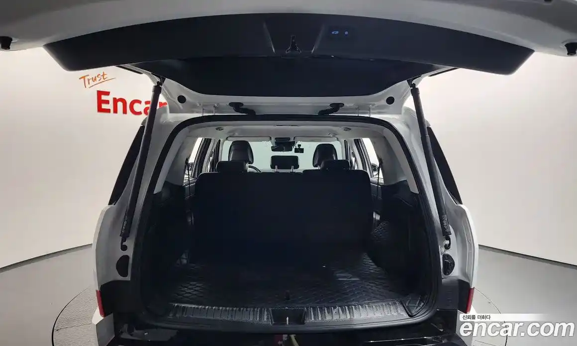 Hyundai Santa Fe 2023 2.5 Автомат в Москве № 926332, фото 20