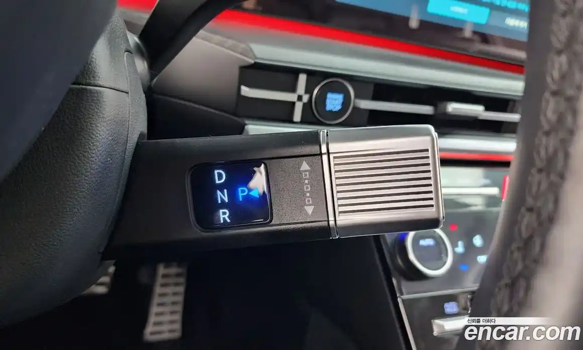 Hyundai Santa Fe 2023 2.5 Автомат в Москве № 926332, фото 9