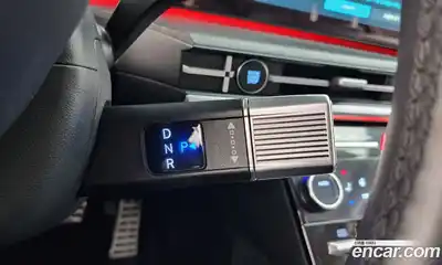 Hyundai Santa Fe 2023 2.5 Автомат в Москве № 926332, миниатюра 9