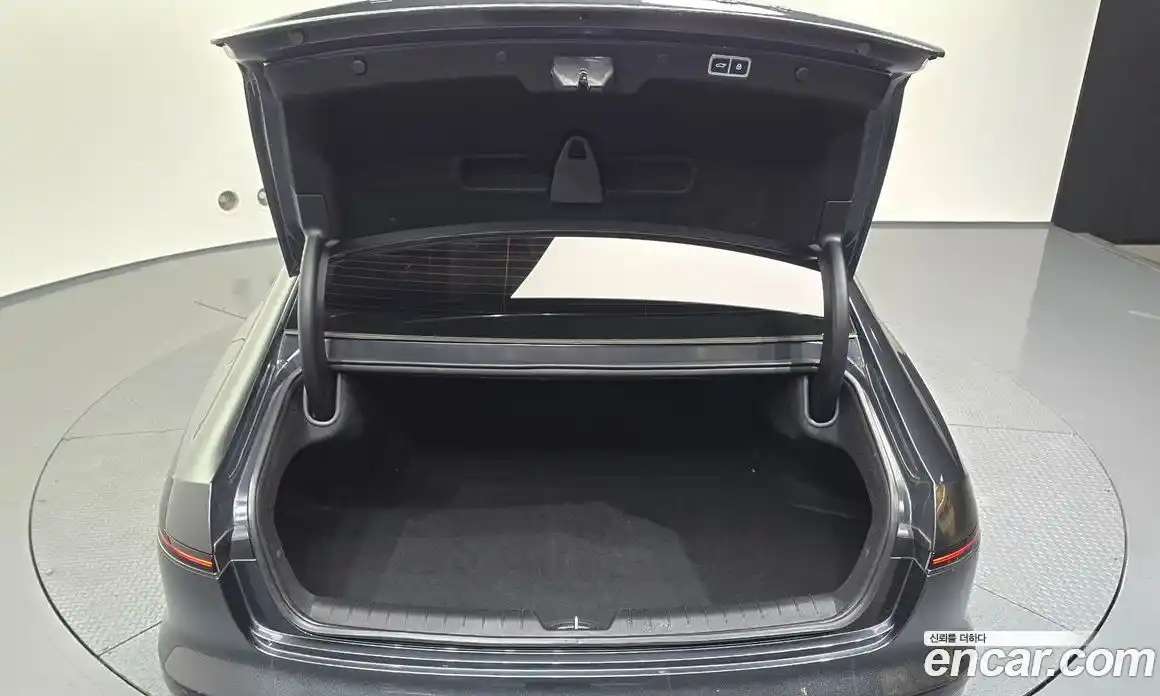 Hyundai Grandeur 2023 2.5 Автомат в Москве № 926838, фото 20