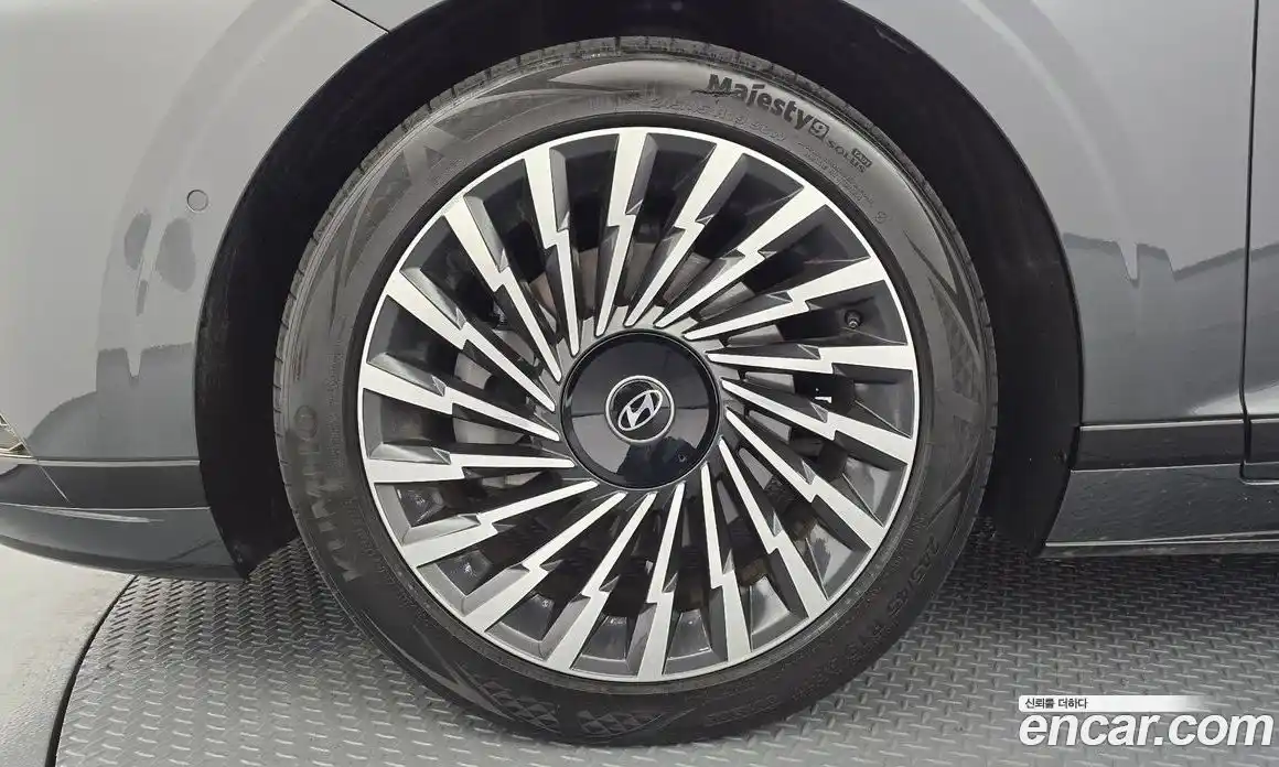 Hyundai Grandeur 2023 2.5 Автомат в Москве № 926838, фото 5