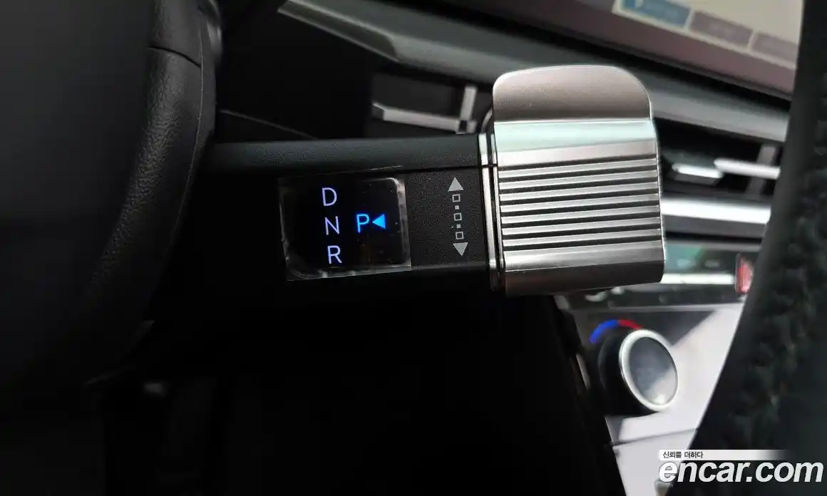 Hyundai Santa Fe 2024 1.6 гидро в Москве № 926852, фото 9