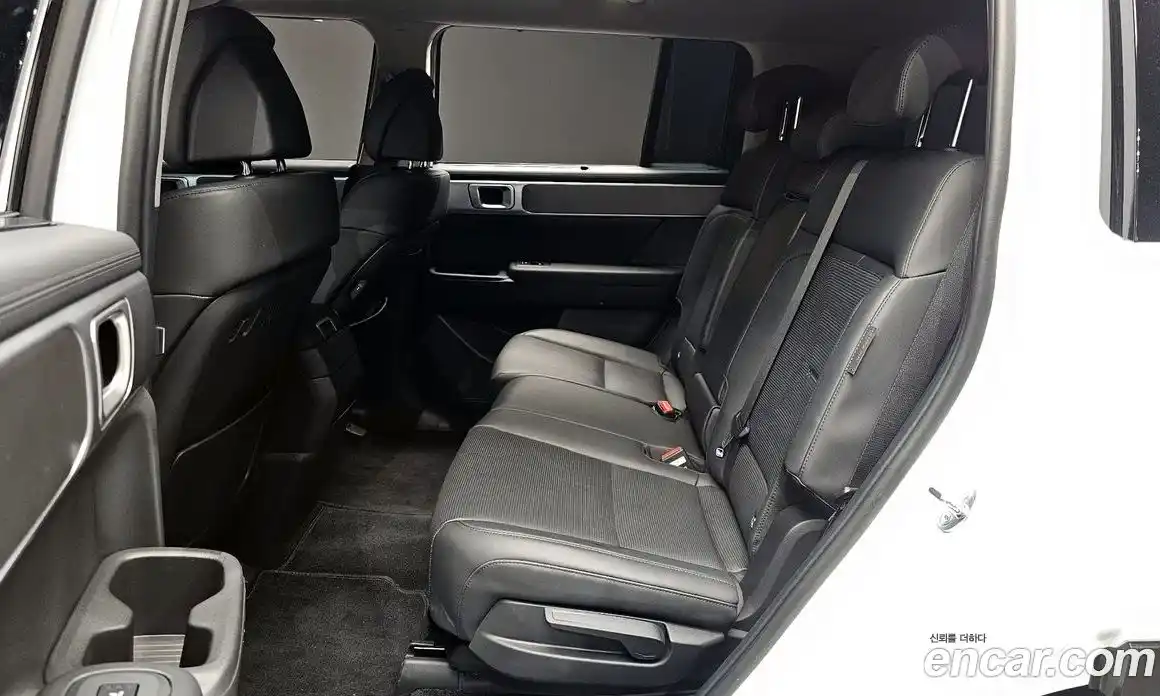 Hyundai Santa Fe 2024 2.5 Автомат в Москве № 927195, фото 11