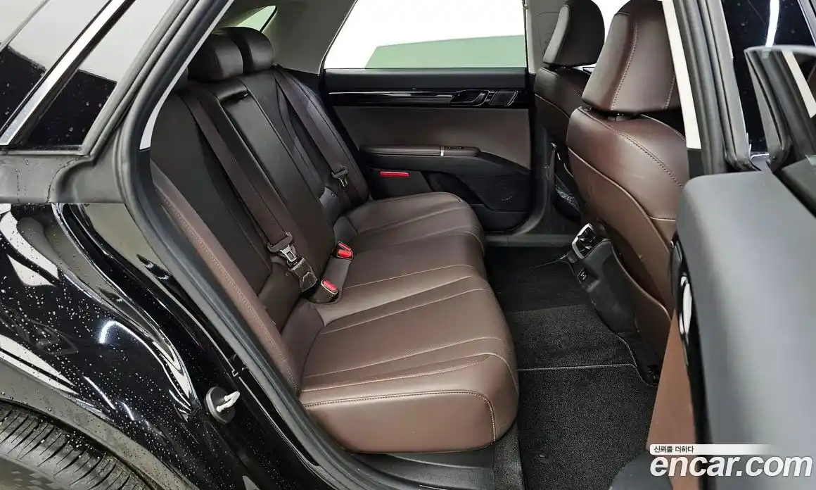 Hyundai Grandeur 2023 2.5 Автомат в Москве № 927472, фото 12