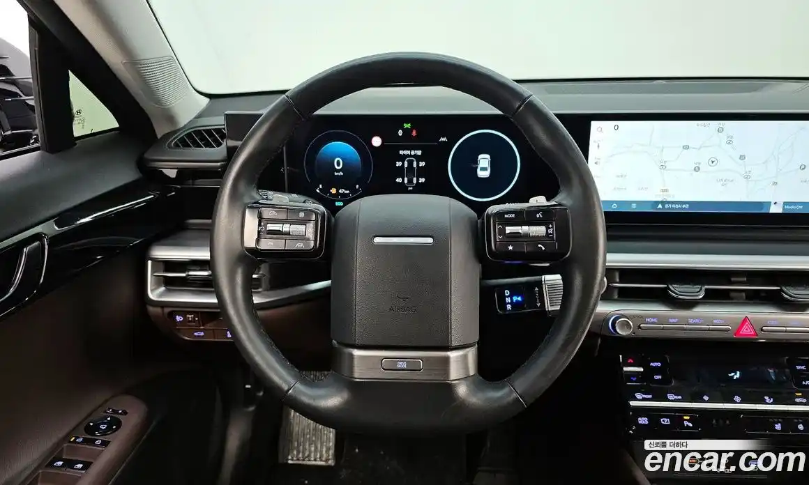 Hyundai Grandeur 2023 2.5 Автомат в Москве № 927472, фото 13