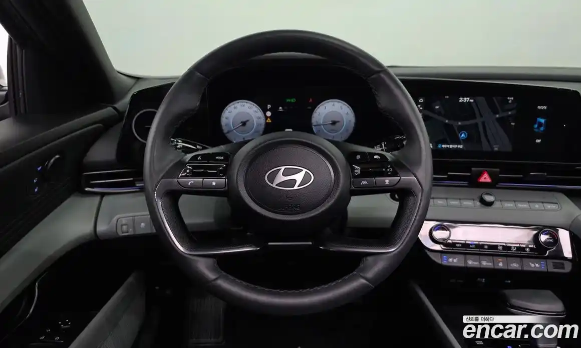 Hyundai Avante 2023 1.6 Автомат в Москве № 927835, фото 13