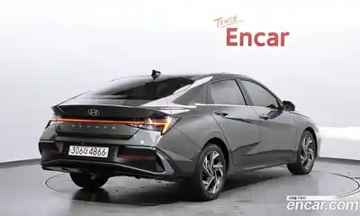 Hyundai Avante 2023 1.6 Автомат в Москве № 927835, миниатюра 2