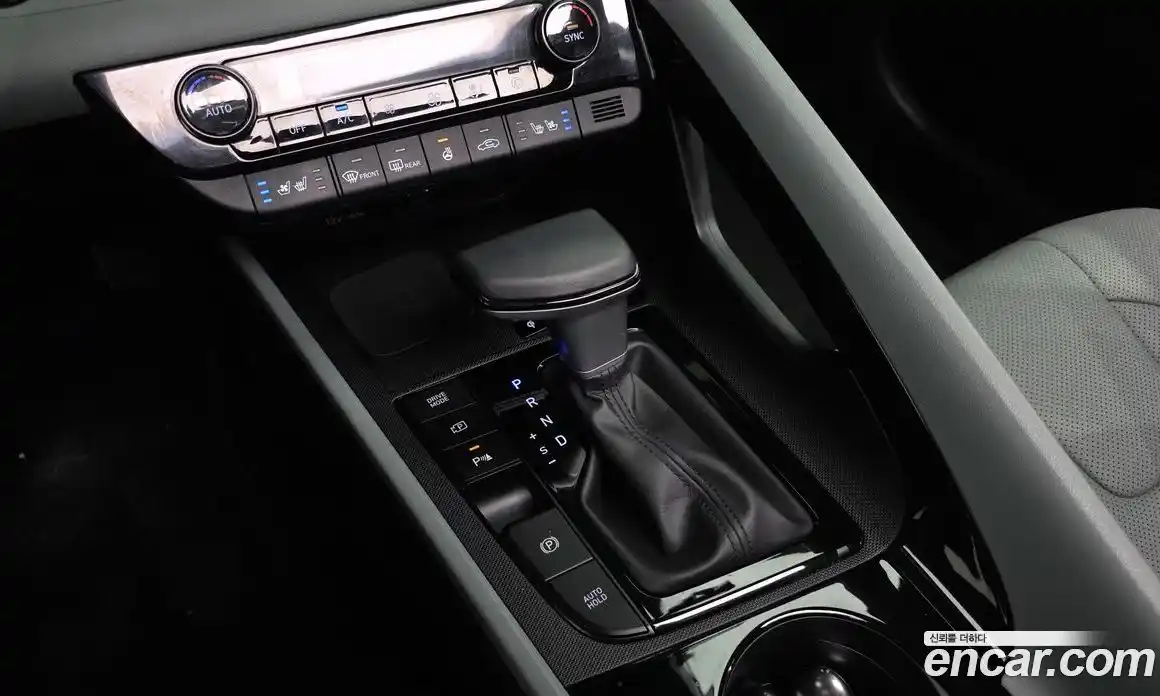 Hyundai Avante 2023 1.6 Автомат в Москве № 927835, фото 9