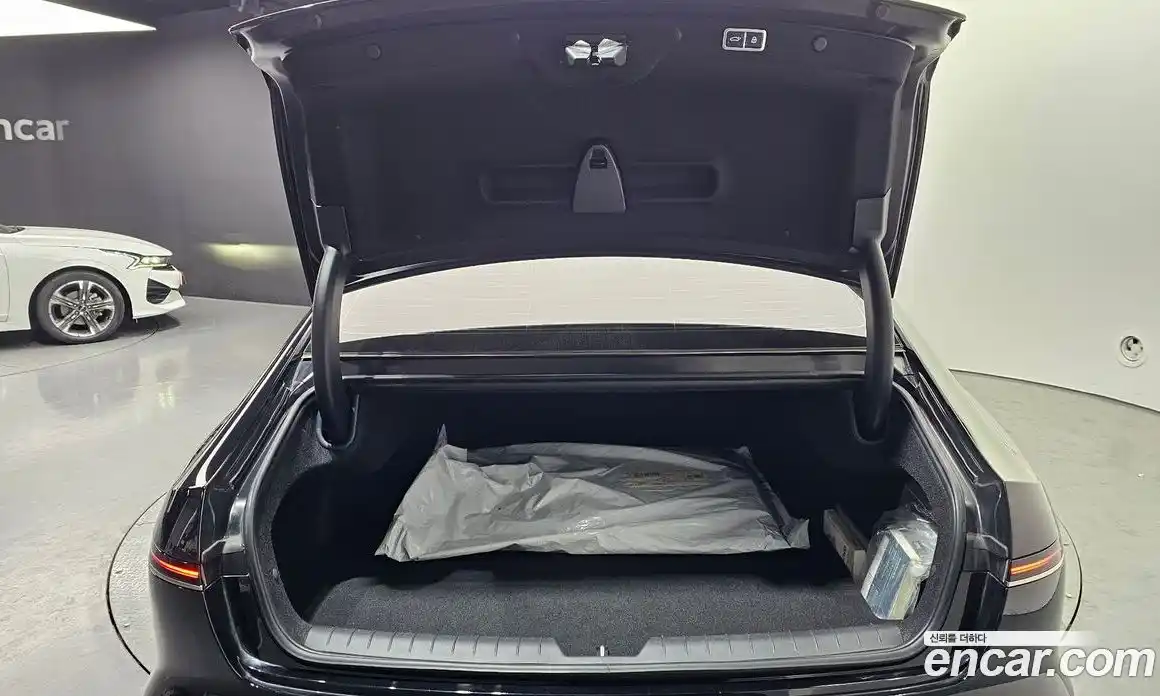 Hyundai Grandeur 2023 3.5 Автомат в Москве № 927836, фото 20