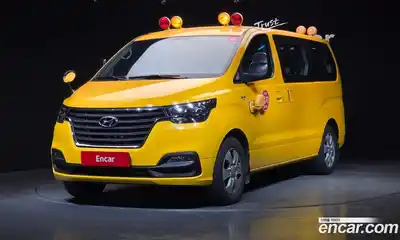 Hyundai Starex 어린이보호차 LPi