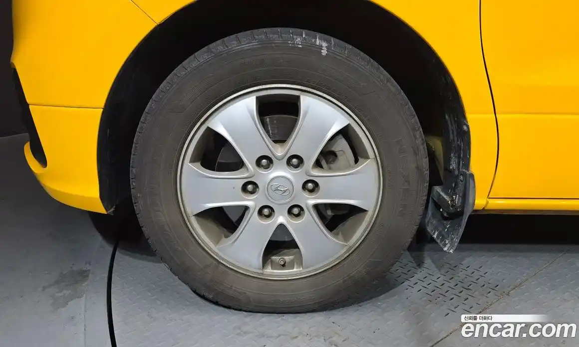 Hyundai Starex 2018 2.4 Автомат в Москве № 927877, фото 5