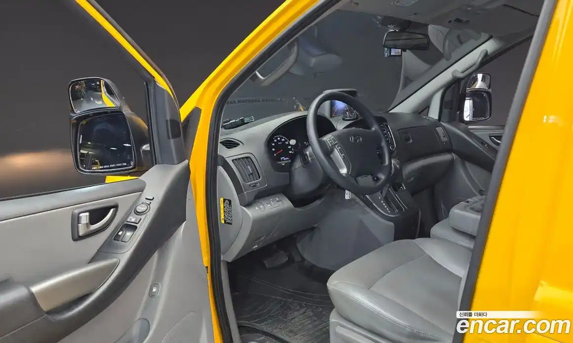 Hyundai Starex 2018 2.4 Автомат в Москве № 927877, фото 10