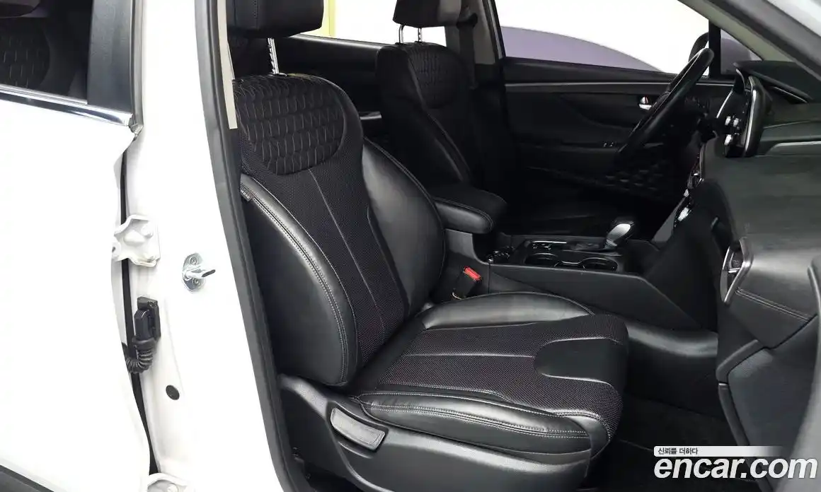 Hyundai Santa Fe 2018 2.0 гидро в Москве № 927889, фото 9