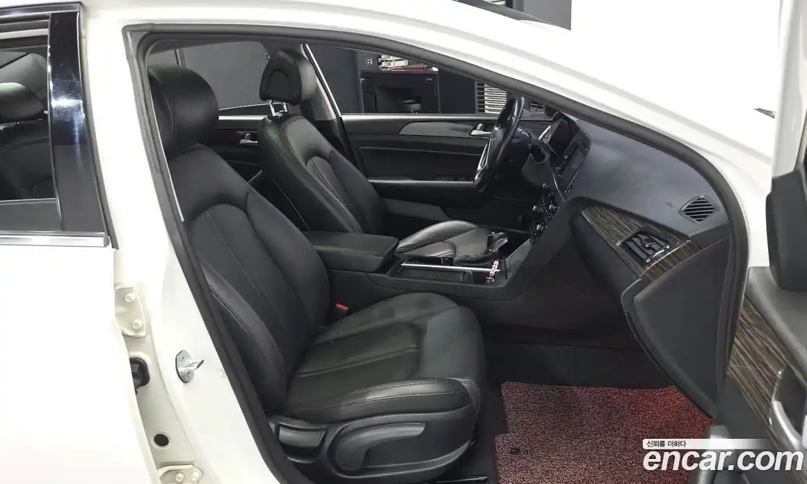 Hyundai Sonata 2014 2.0 гидро в Москве № 928096, фото 11
