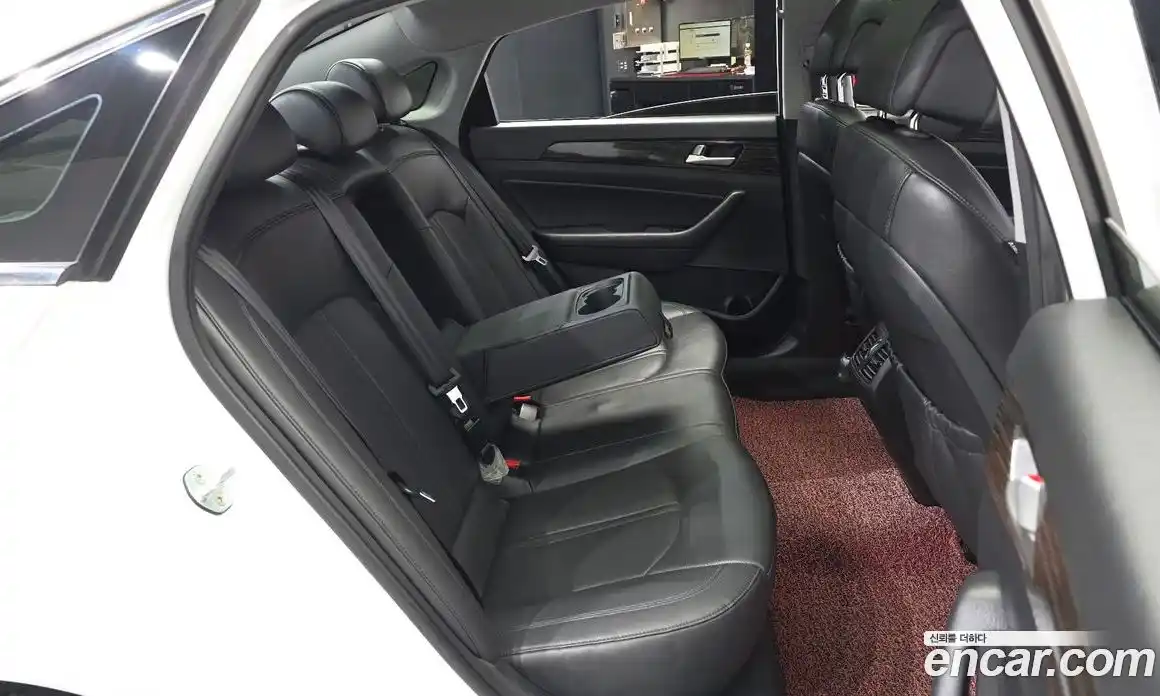 Hyundai Sonata 2014 2.0 гидро в Москве № 928096, фото 12