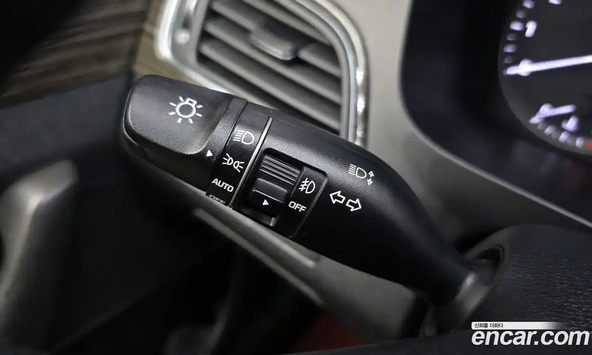 Hyundai Sonata 2014 2.0 гидро в Москве № 928096, фото 17