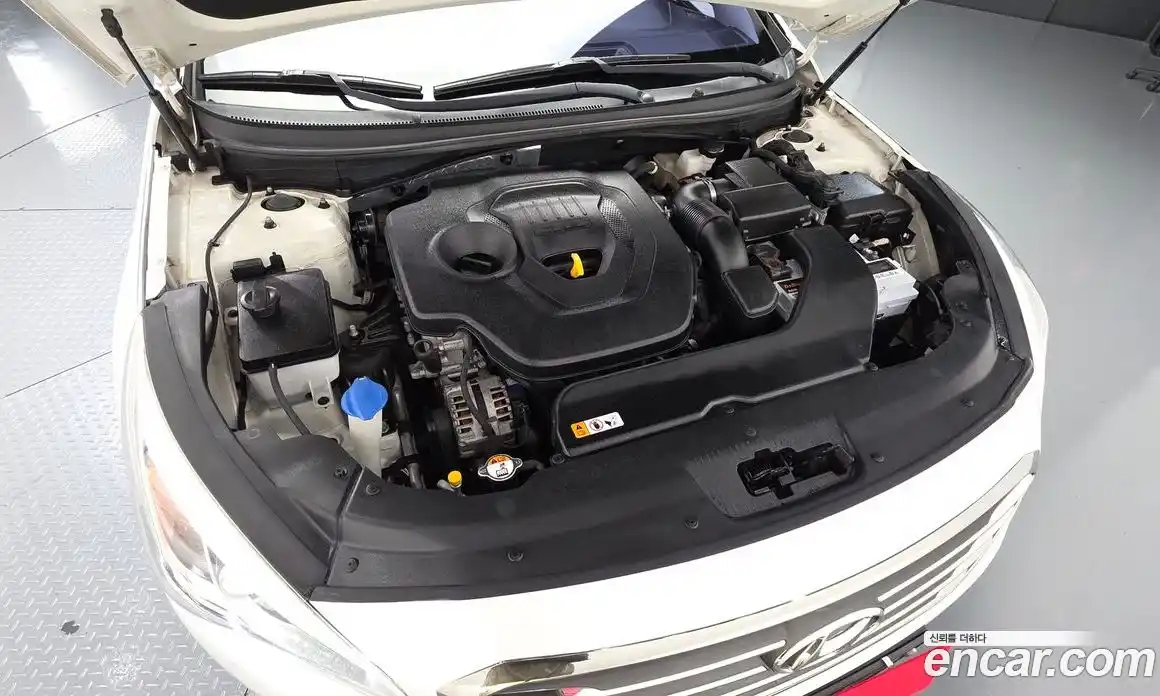 Hyundai Sonata 2014 2.0 гидро в Москве № 928096, фото 6