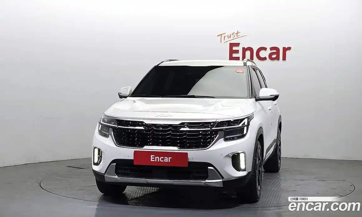 Kia Seltos 2024 1.6 Автомат в Москве № 928399, фото 3