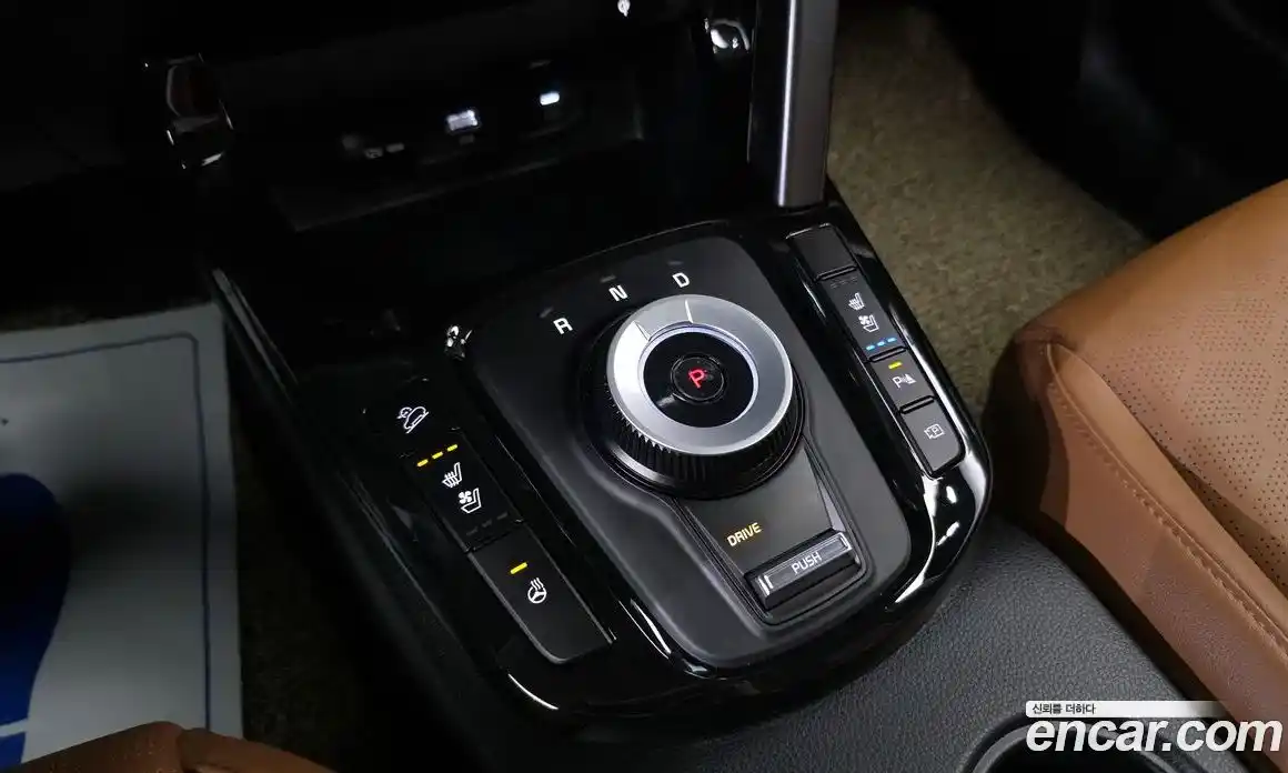 Kia Seltos 2024 1.6 Автомат в Москве № 928399, фото 9