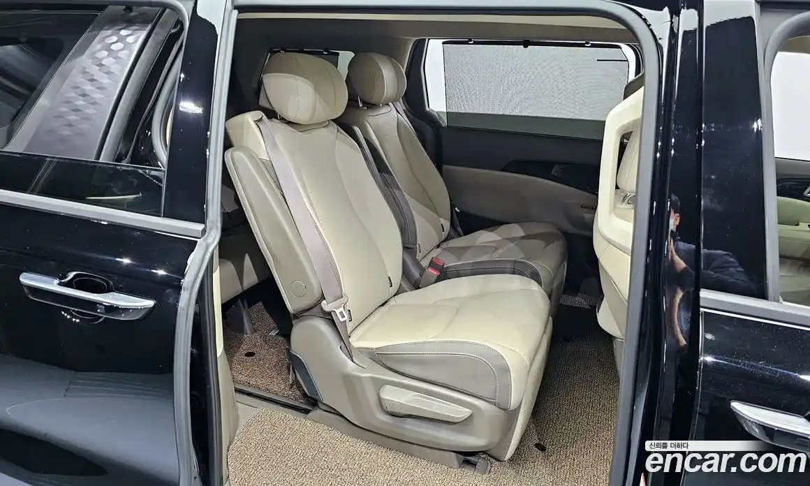 Kia Canival 2025 3.5 Автомат в Москве № 928599, фото 12