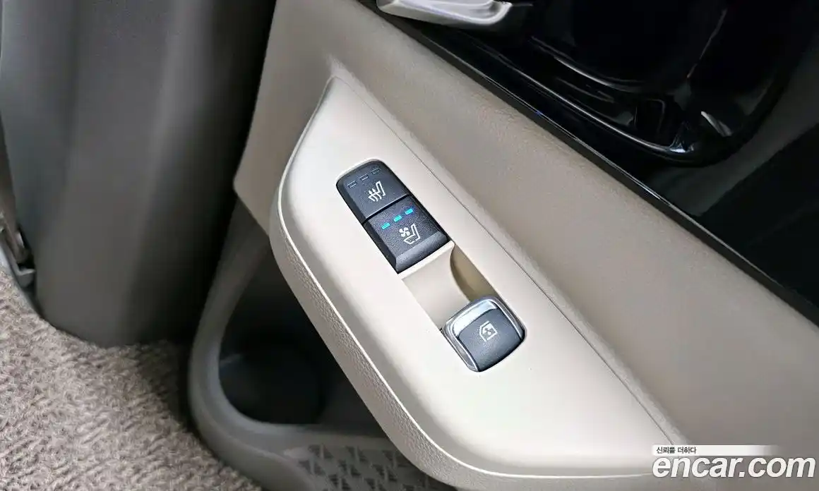 Kia Canival 2025 3.5 Автомат в Москве № 928599, фото 19