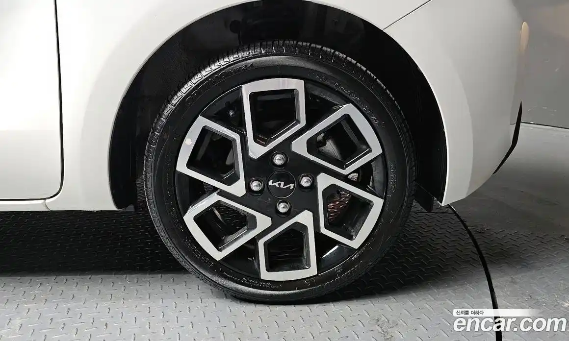 Kia Ray 2024 1.0 Автомат в Москве № 928769, фото 4