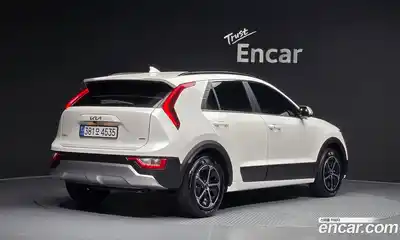 Kia Niro 2022 1.6 гидро в Москве № 928803, миниатюра 2