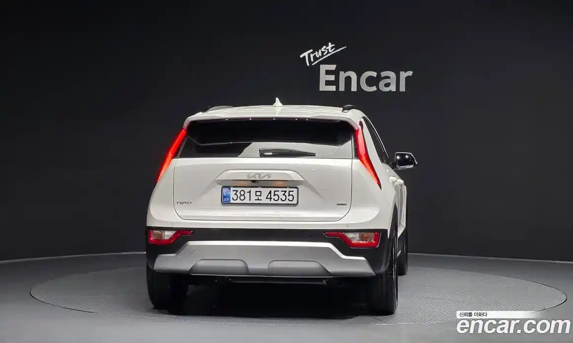 Kia Niro 2022 1.6 гидро в Москве № 928803, фото 4