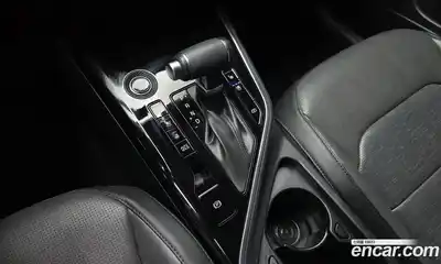 Kia Niro 2022 1.6 гидро в Москве № 928803, миниатюра 9