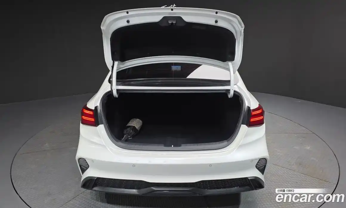 Kia K3 2022 1.6 Автомат в Москве № 928810, фото 20