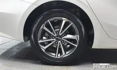 Kia K3 2022 1.6 Автомат в Москве № 928810, миниатюра 5