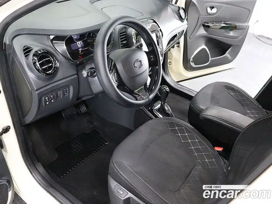 Renault QM3 2014 1.5 гидро в Москве № 928838, фото 17